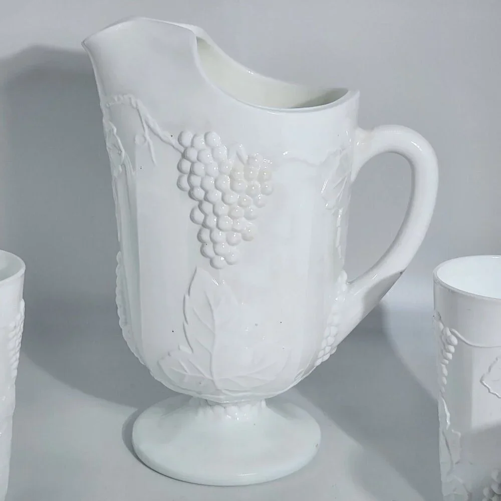 Indiana Milk Glass Colony Harvest Grape Pitcher And Tumblers Set Of 5 Vintage